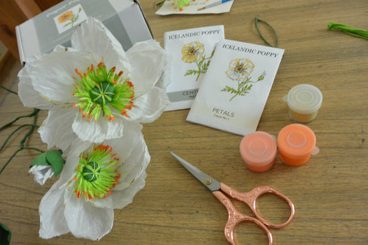 Everlasting Flower for Our Lady – Paper Flower Making Kit